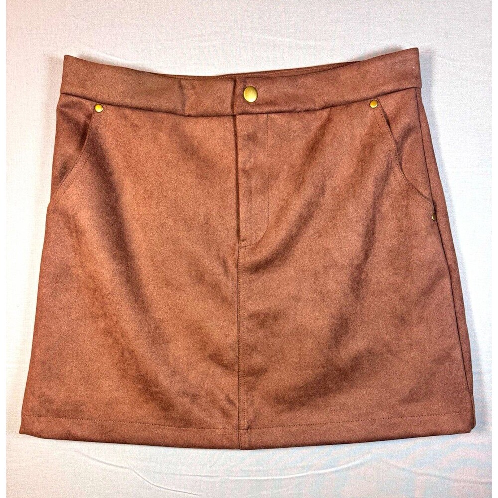 Women's Evereve Brown Faux Suede Mini Skirt Size 32 High Rise Lined Button NWT